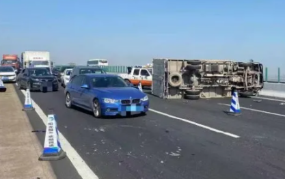 機械千斤頂不能當警示牌用