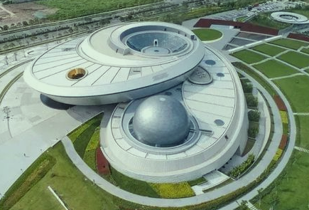 大噸位液壓千斤頂參與上海天文館工程建設項目