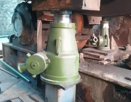 惡劣使用環境對螺旋千斤頂零部件的要求