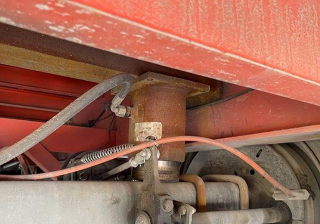 液壓千斤頂頂升貨車